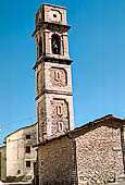 Parco delle Cascate di Molina. Il borgo di Molina. Campanile della chiesa parrocchiale di S. Urbano.